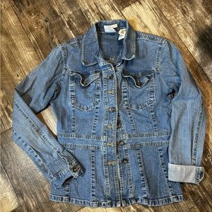 Ladies cut denim jacket
